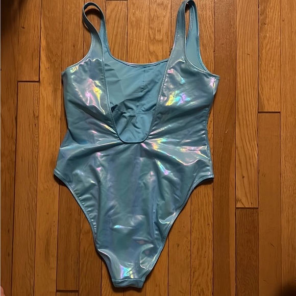 NWOT - Aerie metallic babewatch one piece - XL - Picture 6 of 8